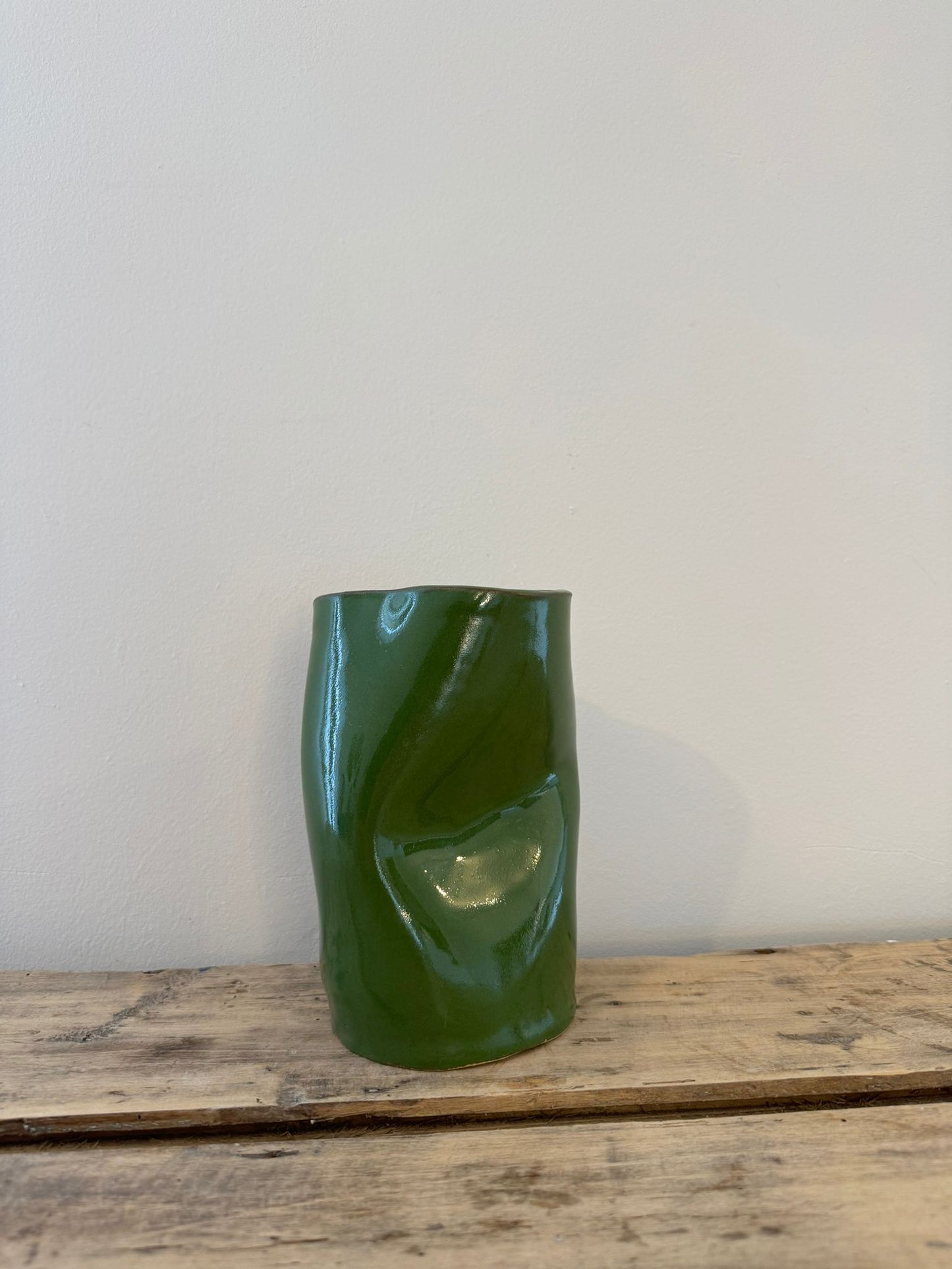 Vase en grès vert Collection Froissée